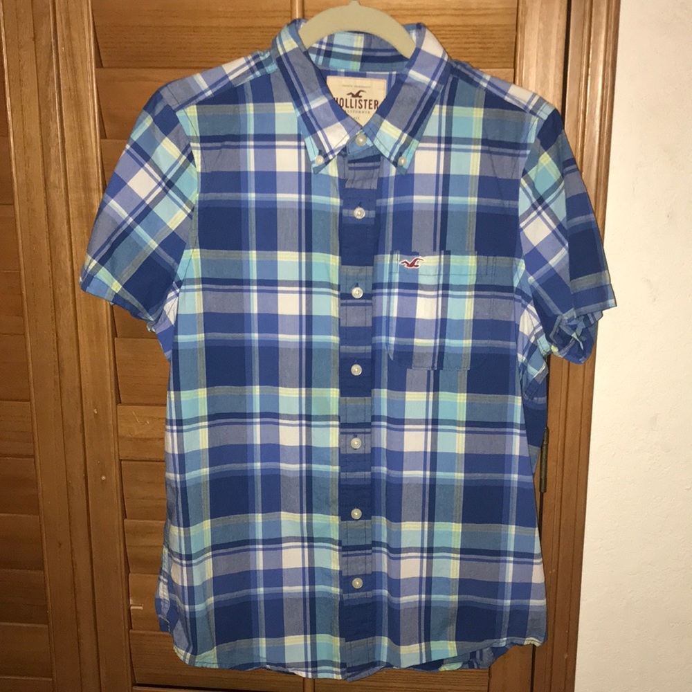 Hollister button up